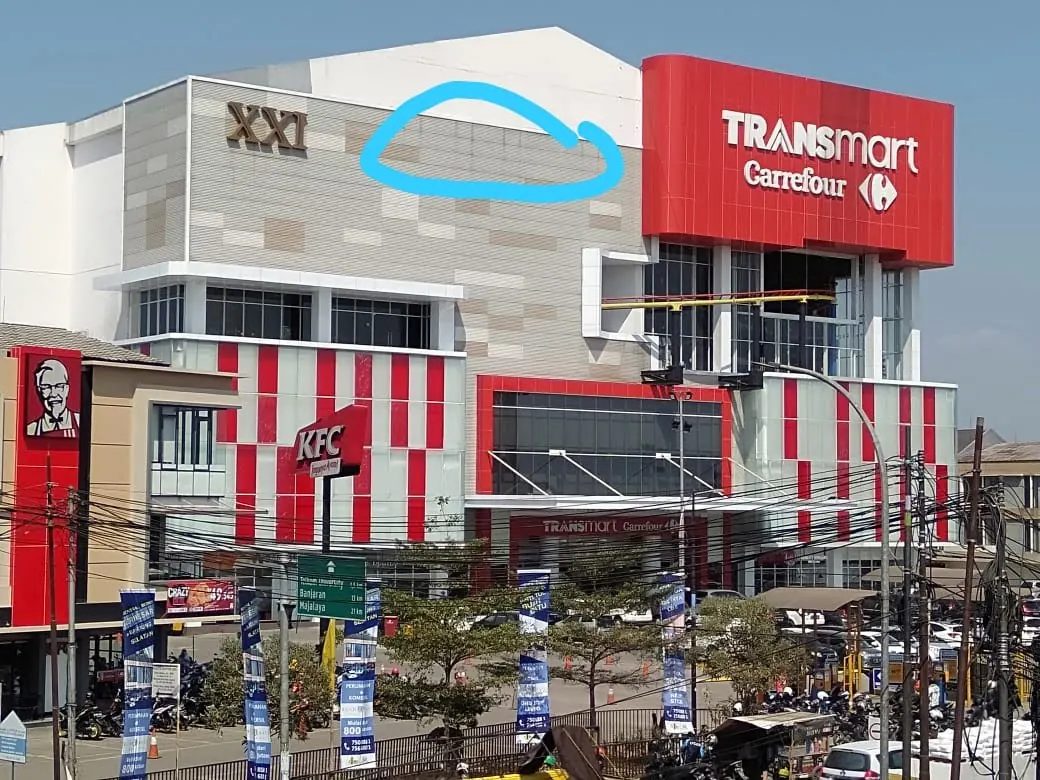 Gedung Transmart Bandung